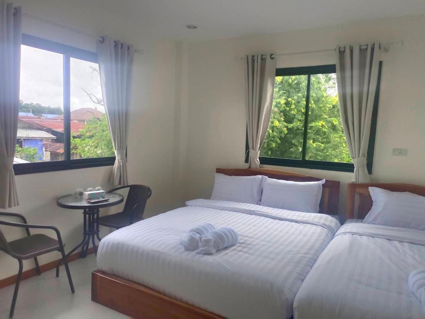 Chotika Hotel โรงแรมโชติกา ณ เชียงคาน Bagian luar foto